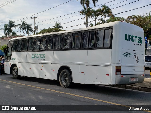 Wagner Turismo 4795 na cidade de Belo Horizonte, Minas Gerais, Brasil, por Ailton Alves. Número da foto: #7652963.