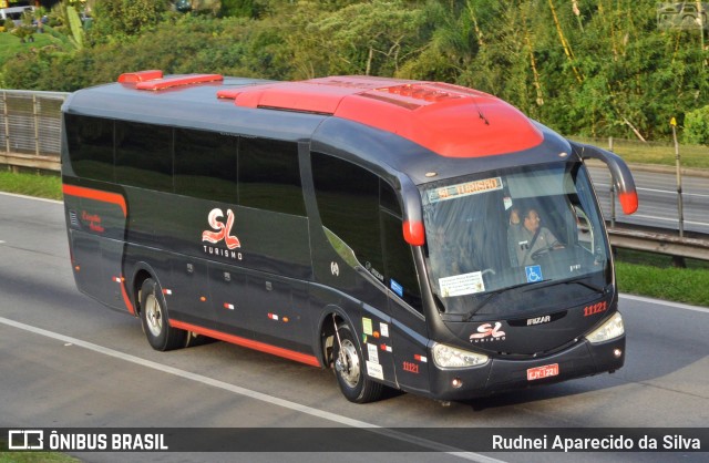 SL Bus - SL Turismo 11121 na cidade de Santa Isabel, São Paulo, Brasil, por Rudnei Aparecido da Silva. ID da foto: 7654367.