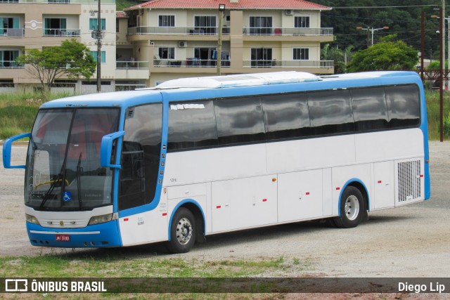 Ônibus Particulares 3180 na cidade de Balneário Camboriú, Santa Catarina, Brasil, por Diego Lip. Número da foto: #7653746.