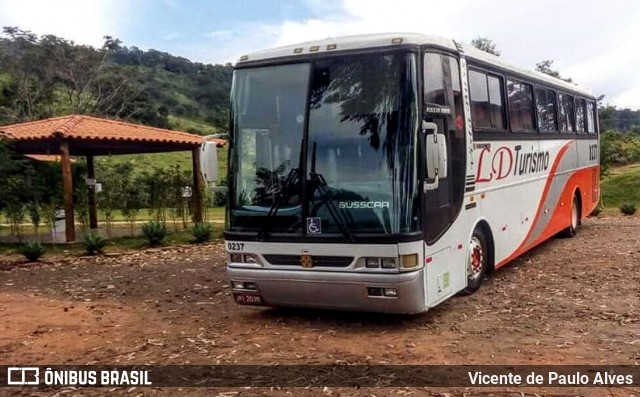 LD Turismo 0237 na cidade de Piedade dos Gerais, Minas Gerais, Brasil, por Vicente de Paulo Alves. ID da foto: 7653358.