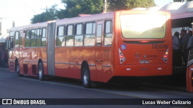 Empresa Cristo Rei > CCD Transporte Coletivo DE696 na cidade de Curitiba, Paraná, Brasil, por Lucas Weber Calizario. ID da foto: 7653016.