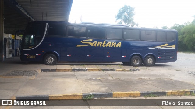 Empresas de Transportes Santana e São Paulo 2300 na cidade de Cruz das Almas, Bahia, Brasil, por Flávio  Santos. ID da foto: 7658706.