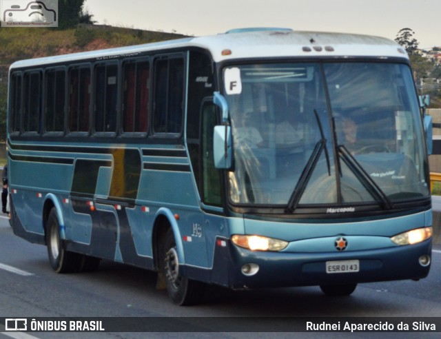 Ônibus Particulares 143 na cidade de Arujá, São Paulo, Brasil, por Rudnei Aparecido da Silva. Número da foto: #7660174.