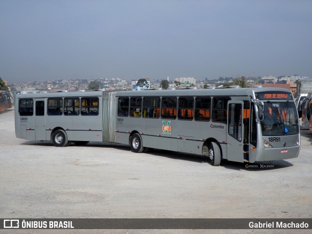 Viação Santo Ângelo 18R91 na cidade de Colombo, Paraná, Brasil, por Gabriel Machado. ID da foto: 7662093.