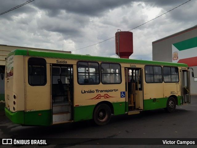 União Transportes 10225 na cidade de Várzea Grande, Mato Grosso, Brasil, por Victor Campos. Número da foto: #7658921.