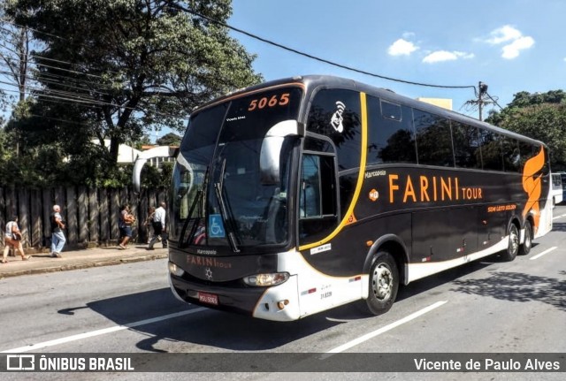 Farini Tour 5065 na cidade de Belo Horizonte, Minas Gerais, Brasil, por Vicente de Paulo Alves. ID da foto: 7661622.