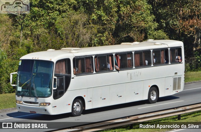 Ônibus Particulares 8764 na cidade de Santa Isabel, São Paulo, Brasil, por Rudnei Aparecido da Silva. Número da foto: #7660152.