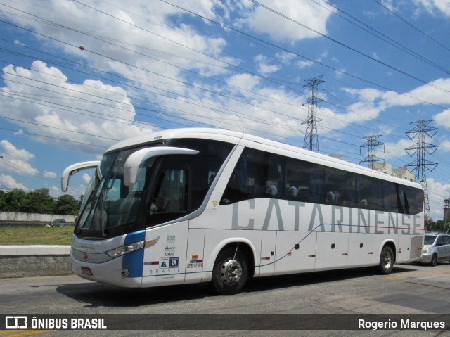 Auto Viação Catarinense 3260 na cidade de São José dos Campos, São Paulo, Brasil, por Rogerio Marques. Número da foto: #7658978.
