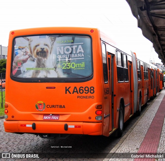 Viação Tamandaré KA698 na cidade de Curitiba, Paraná, Brasil, por Gabriel Michalski. ID da foto: 7662083.