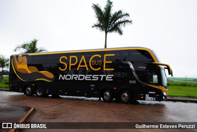 Expresso Nordeste 5446 na cidade de Campo Mourão, Paraná, Brasil, por Guilherme Esteves Peruzzi. Número da foto: #7581770.