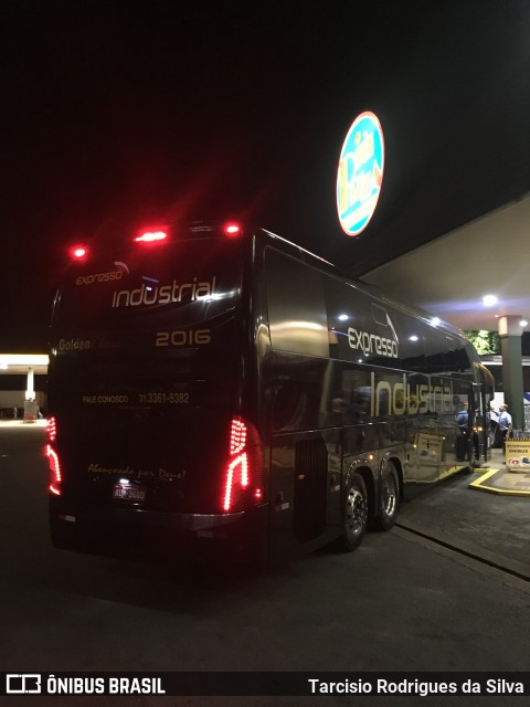 Expresso Industrial Turismo 2016 na cidade de Oliveira, Minas Gerais, Brasil, por Tarcisio Rodrigues da Silva. Número da foto: #7580625.