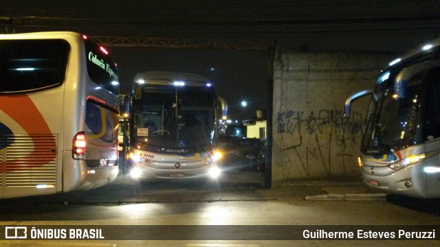 Colméia Expresso 4300 na cidade de São Paulo, São Paulo, Brasil, por Guilherme Esteves Peruzzi. Número da foto: #7581730.