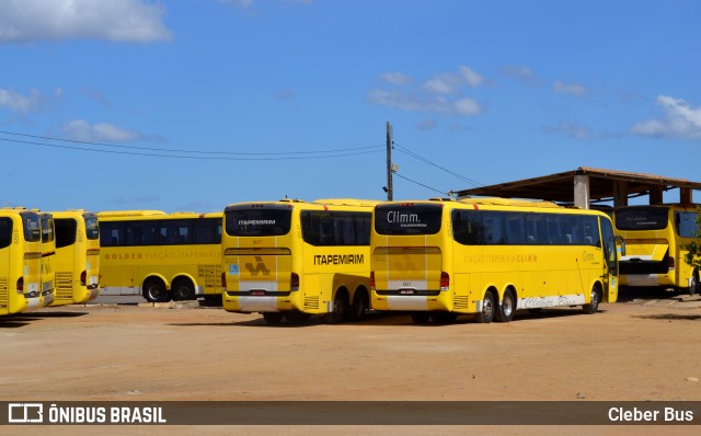 Viação Itapemirim 8827 na cidade de Vitória da Conquista, Bahia, Brasil, por Cleber Bus. Número da foto: #7579416.