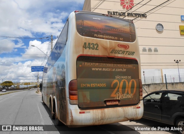 Eucatur - Empresa União Cascavel de Transportes e Turismo 4432 na cidade de Betim, Minas Gerais, Brasil, por Vicente de Paulo Alves. Número da foto: #7585079.
