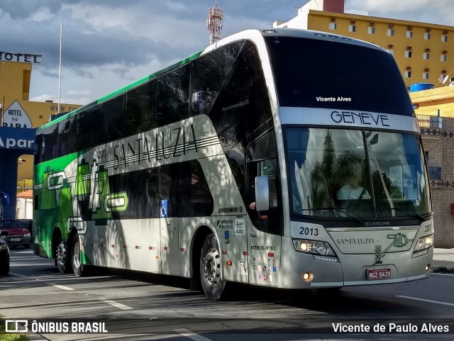 Santa Luzia Transporte e Turismo - Geneve Turismo 2013 na cidade de Aparecida, São Paulo, Brasil, por Vicente de Paulo Alves. ID da foto: 7586314.