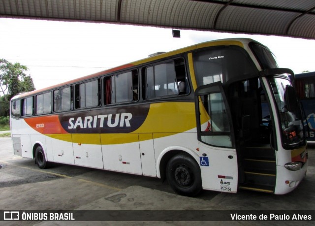 Saritur - Santa Rita Transporte Urbano e Rodoviário 8900 na cidade de Carmo do Cajuru, Minas Gerais, Brasil, por Vicente de Paulo Alves. ID da foto: 7585068.