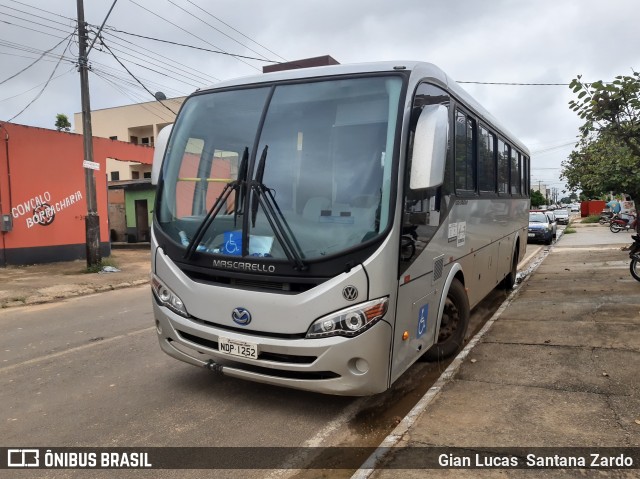 Ônibus Particulares 1252 na cidade de Ji-Paraná, Rondônia, Brasil, por Gian Lucas  Santana Zardo. Número da foto: #7585963.