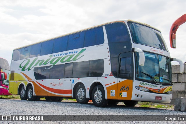 Agaltur Turismo - Unigal Transportes e Turismo 166 na cidade de Balneário Camboriú, Santa Catarina, Brasil, por Diego Lip. Número da foto: #7586173.