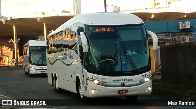 Viação Ouro e Prata 580 na cidade de Porto Alegre, Rio Grande do Sul, Brasil, por Max Ramos. ID da foto: 7588427.