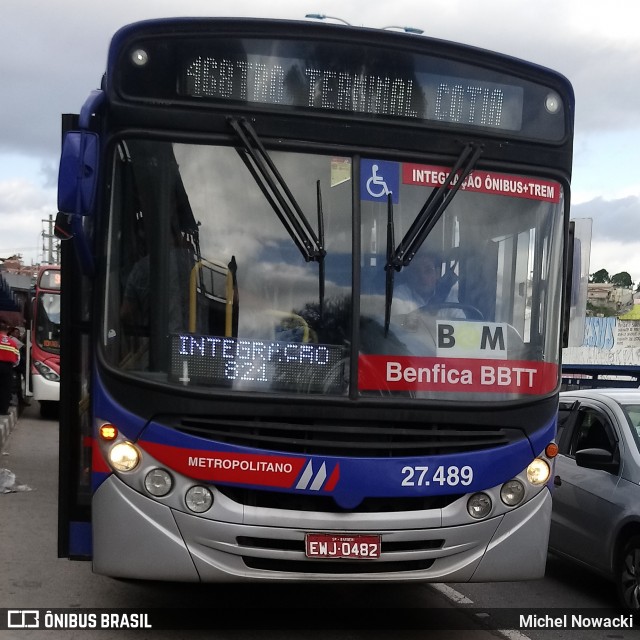 BBTT - Benfica Barueri Transporte e Turismo 27.489 na cidade de Itapevi, São Paulo, Brasil, por Michel Nowacki. Número da foto: #7592848.