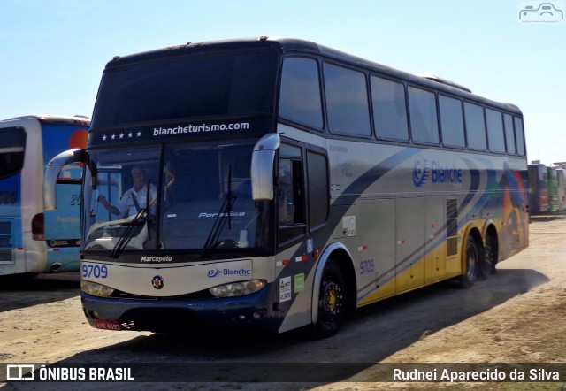 Blanche Transportes e Turismo 9709 na cidade de Aparecida, São Paulo, Brasil, por Rudnei Aparecido da Silva. Número da foto: #7592210.