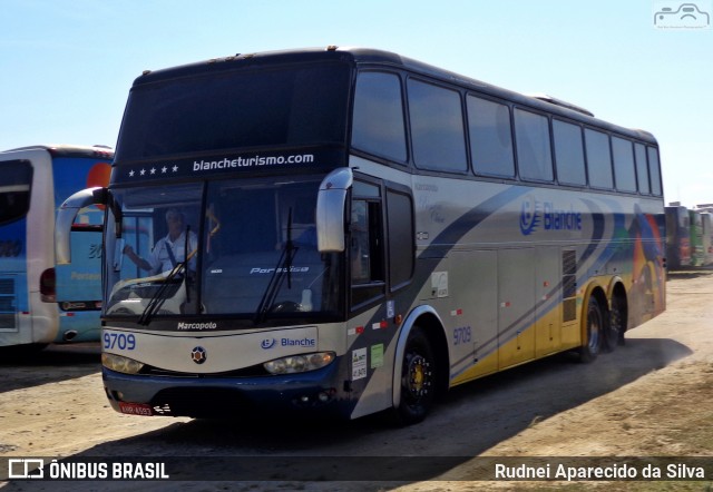 Blanche Transportes e Turismo 9709 na cidade de Aparecida, São Paulo, Brasil, por Rudnei Aparecido da Silva. ID da foto: 7592210.