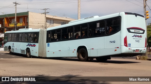 SOUL - Sociedade de Ônibus União Ltda. 7412 na cidade de Porto Alegre, Rio Grande do Sul, Brasil, por Max Ramos. ID da foto: 7592474.