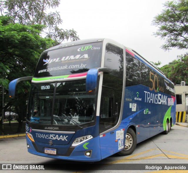 Trans Isaak Turismo 1935 na cidade de São Paulo, São Paulo, Brasil, por Rodrigo  Aparecido. ID da foto: 7666959.