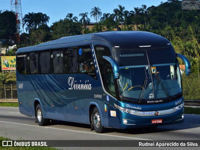 Divinéia Turismo 4000 na cidade de Santa Isabel, São Paulo, Brasil, por Rudnei Aparecido da Silva. Número da foto: #7666325.