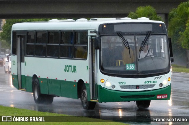 Jotur - Auto Ônibus e Turismo Josefense 1229 na cidade de Florianópolis, Santa Catarina, Brasil, por Francisco Ivano. Número da foto: #7671142.