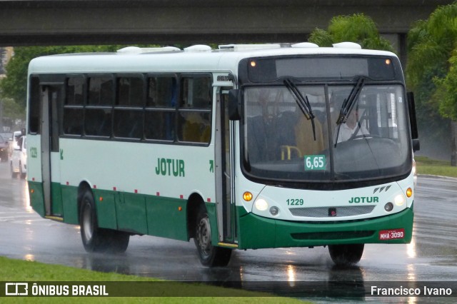 Jotur - Auto Ônibus e Turismo Josefense 1229 na cidade de Florianópolis, Santa Catarina, Brasil, por Francisco Ivano. ID da foto: 7671142.