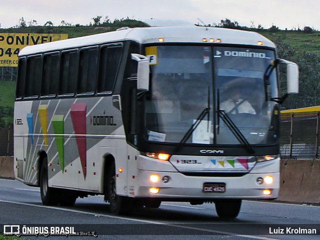 Domínio Transportadora Turística 323 na cidade de Aparecida, São Paulo, Brasil, por Luiz Krolman. Número da foto: #7665109.