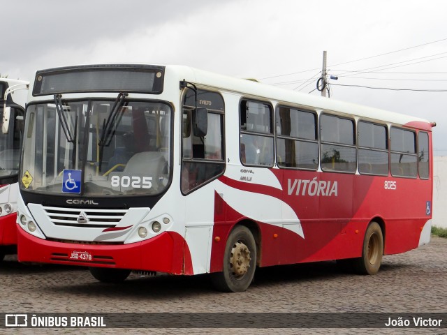 Viação Vitória 8025 na cidade de Vitória da Conquista, Bahia, Brasil, por João Victor. ID da foto: 7710833.