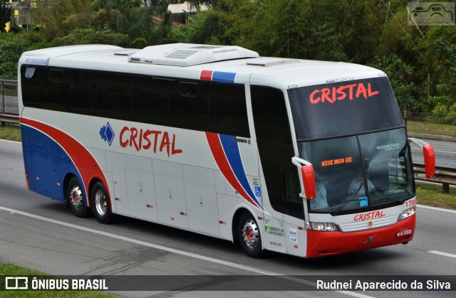 Cristal Turismo e Transporte 1700 na cidade de Santa Isabel, São Paulo, Brasil, por Rudnei Aparecido da Silva. ID da foto: 7711580.