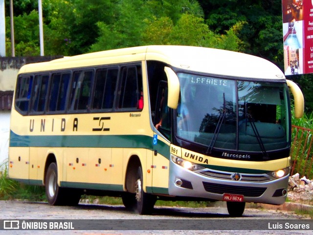 Empresa Unida Mansur e Filhos 961 na cidade de Viçosa, Minas Gerais, Brasil, por Luis Soares. Número da foto: #7711704.