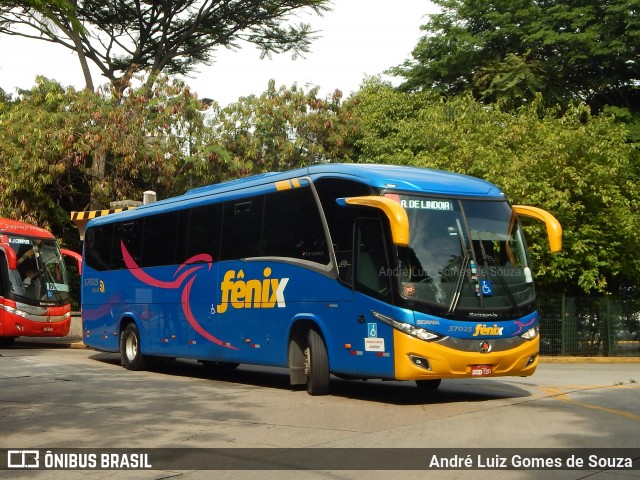 Rápido Expresso Fênix Viação 37025 na cidade de São Paulo, São Paulo, Brasil, por André Luiz Gomes de Souza. ID da foto: 7711606.