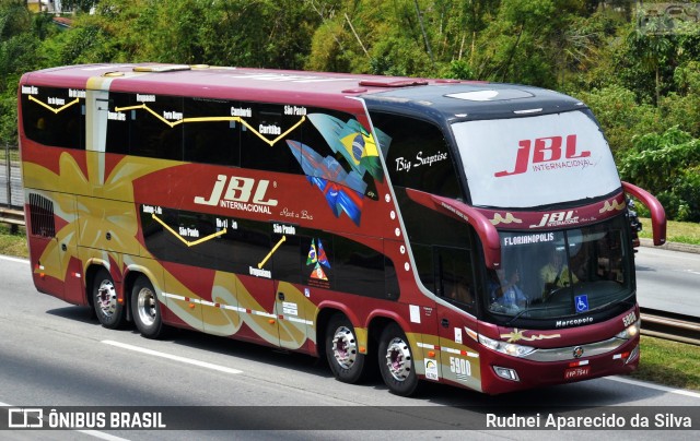 JBL Turismo 5900 na cidade de Santa Isabel, São Paulo, Brasil, por Rudnei Aparecido da Silva. ID da foto: 7711636.