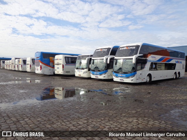 VUSC - Viação União Santa Cruz 4210 na cidade de Santa Cruz do Sul, Rio Grande do Sul, Brasil, por Ricardo Manoel Limberger Carvalho. Número da foto: #7716719.