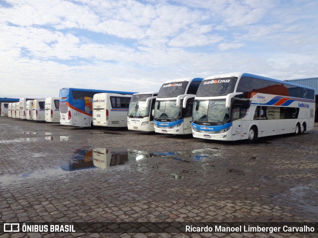 VUSC - Viação União Santa Cruz 4210 na cidade de Santa Cruz do Sul, Rio Grande do Sul, Brasil, por Ricardo Manoel Limberger Carvalho. ID da foto: 7716719.