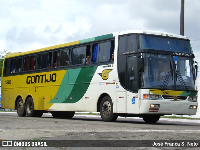 Empresa Gontijo de Transportes 11210 na cidade de Aracaju, Sergipe, Brasil, por José Franca S. Neto. Número da foto: #7720756.