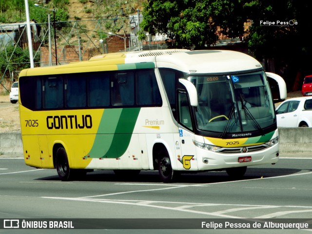 Empresa Gontijo de Transportes 7025 na cidade de Salvador, Bahia, Brasil, por Felipe Pessoa de Albuquerque. ID da foto: 7720178.