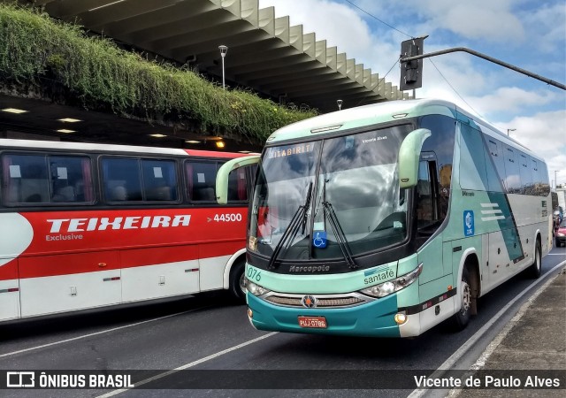 Santa Fé Transportes 076 na cidade de Belo Horizonte, Minas Gerais, Brasil, por Vicente de Paulo Alves. Número da foto: #7722263.