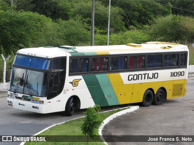 Empresa Gontijo de Transportes 11090 na cidade de Aracaju, Sergipe, Brasil, por José Franca S. Neto. ID da foto: 7720731.