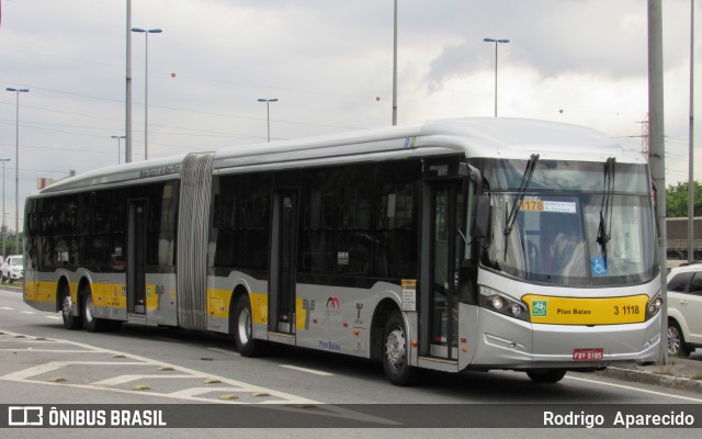 Viação Metrópole Paulista - Zona Leste 3 1118 na cidade de São Paulo, São Paulo, Brasil, por Rodrigo  Aparecido. Número da foto: #7719510.