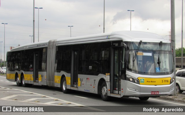 Viação Metrópole Paulista - Zona Leste 3 1118 na cidade de São Paulo, São Paulo, Brasil, por Rodrigo  Aparecido. ID da foto: 7719510.