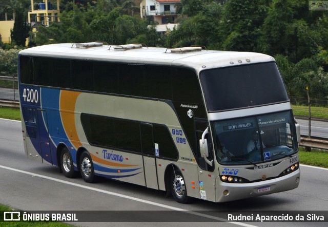 KLG Viagens e Turismo 4200 na cidade de Santa Isabel, São Paulo, Brasil, por Rudnei Aparecido da Silva. Número da foto: #7719373.
