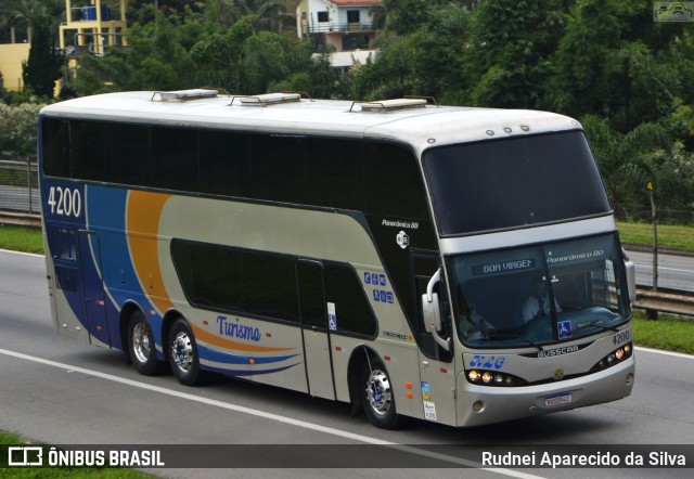 KLG Viagens e Turismo 4200 na cidade de Santa Isabel, São Paulo, Brasil, por Rudnei Aparecido da Silva. ID da foto: 7719373.