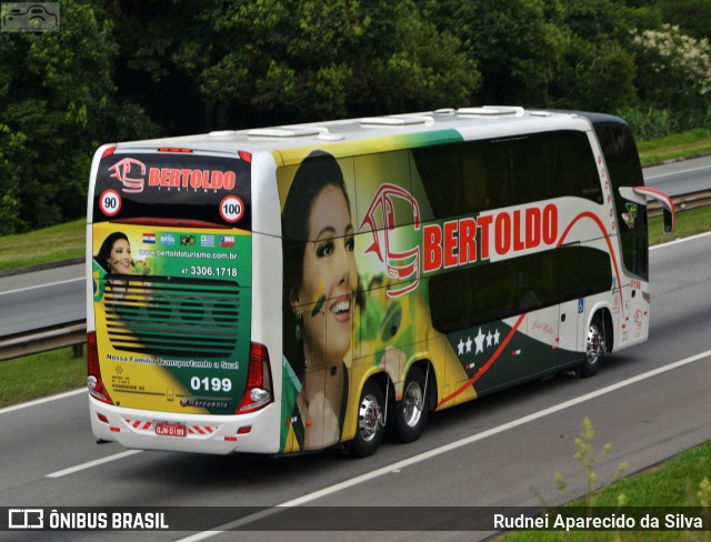 Bertoldo Turismo e Excursões 0199 na cidade de Santa Isabel, São Paulo, Brasil, por Rudnei Aparecido da Silva. Número da foto: #7719346.