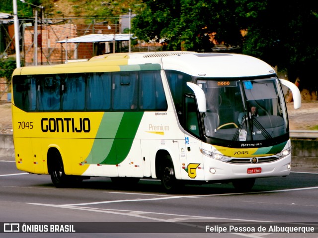 Empresa Gontijo de Transportes 7045 na cidade de Salvador, Bahia, Brasil, por Felipe Pessoa de Albuquerque. ID da foto: 7720162.