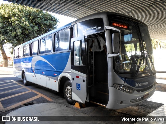 Viação Itaúna 1760 na cidade de Itaúna, Minas Gerais, Brasil, por Vicente de Paulo Alves. Número da foto: #7719823.